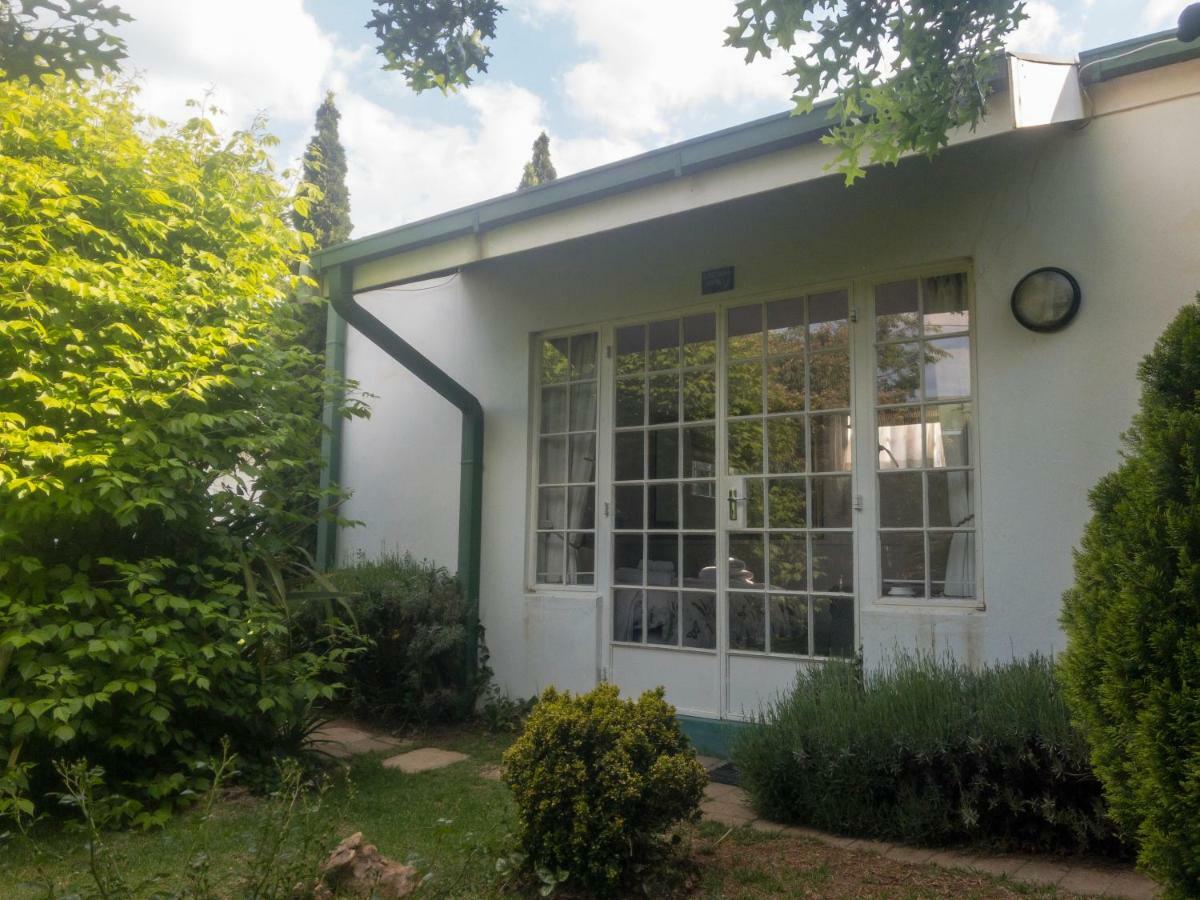 Rosewood Corner, Clarens Bed & Breakfast Exterior photo