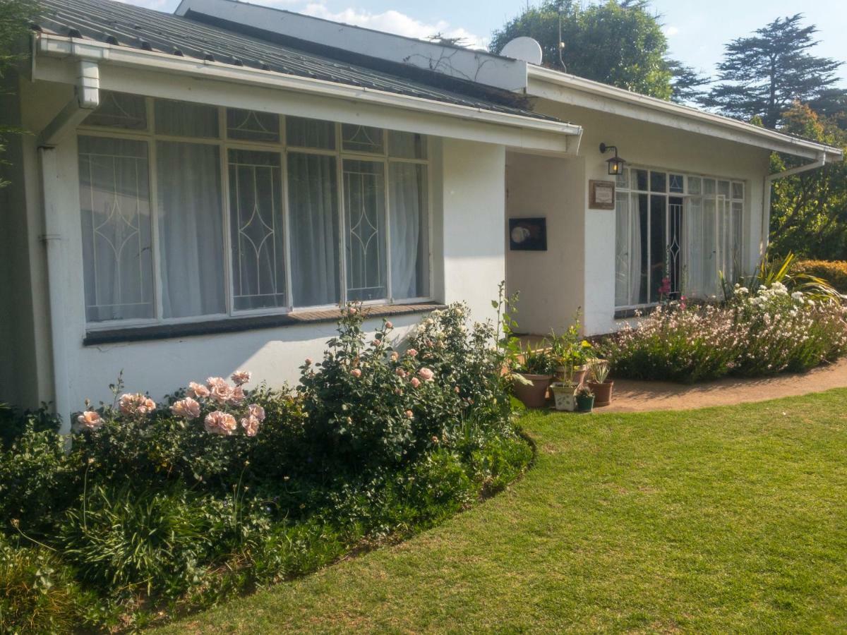 Rosewood Corner, Clarens Bed & Breakfast Exterior photo